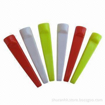 Golf tees, various sizes are available